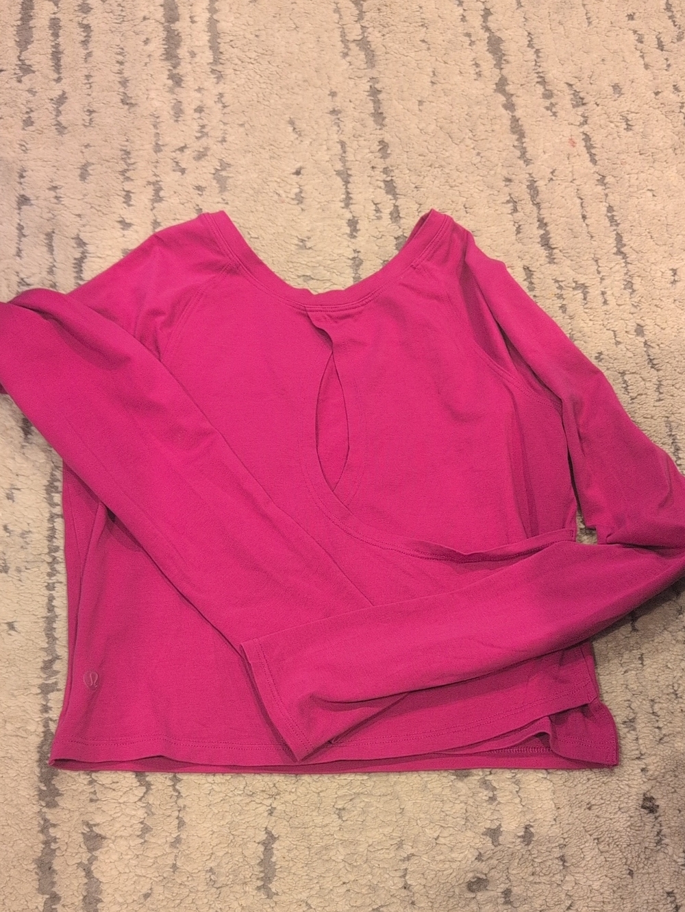 RARE Lululemon LA Keyhole Reversible Long Sleeve Ripened Raspberry - Picture 6 of 7